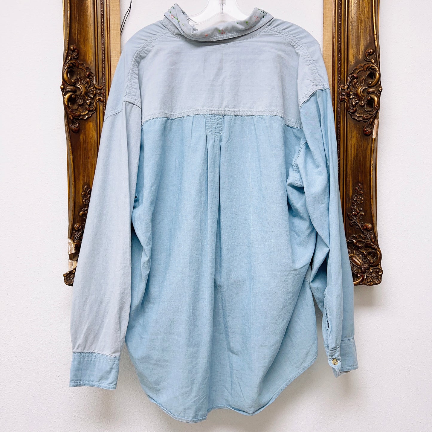 90s Hand Painted Cats Chambray Button Up