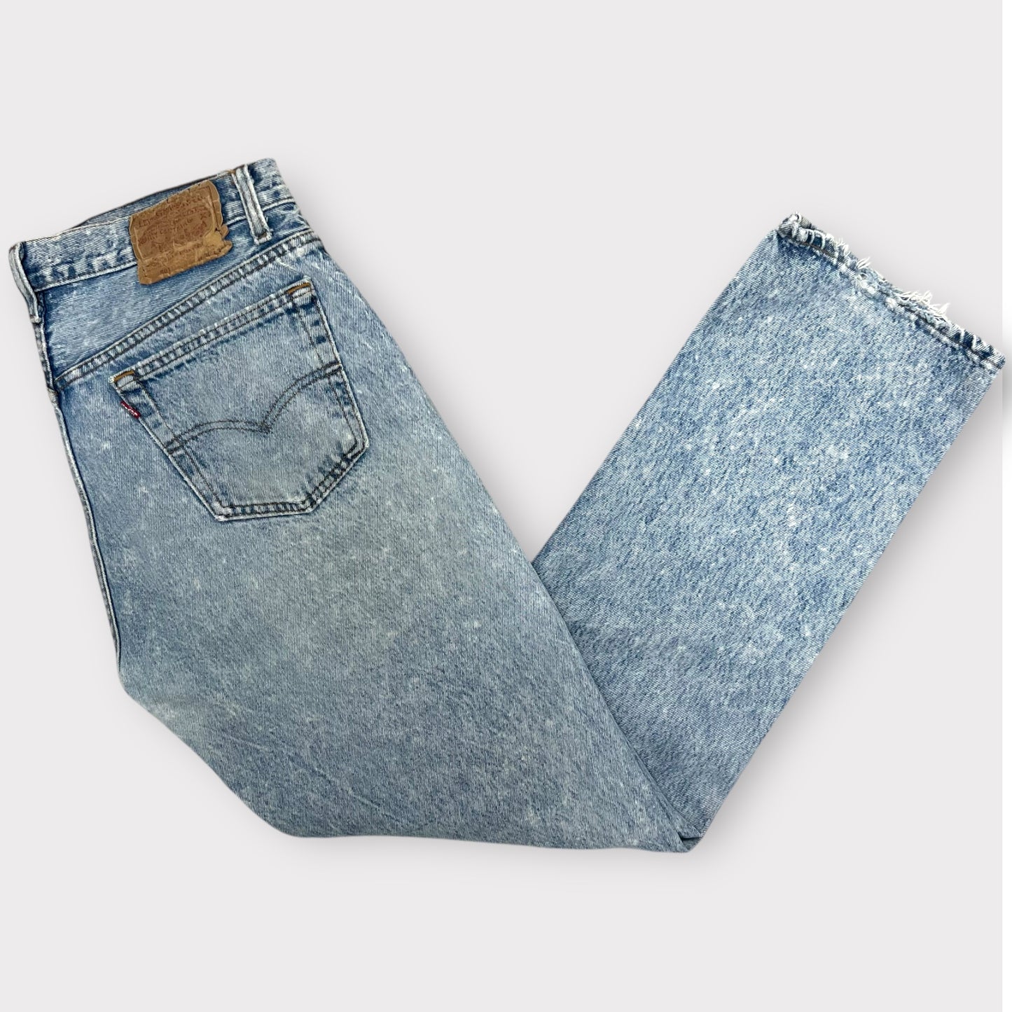 Distressed Levi's 501 Medium Wash Jeans